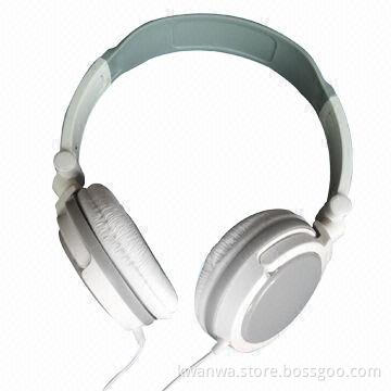 Wired Headphone with 1.2m Cord Length and 3.5mm Stereo Plug